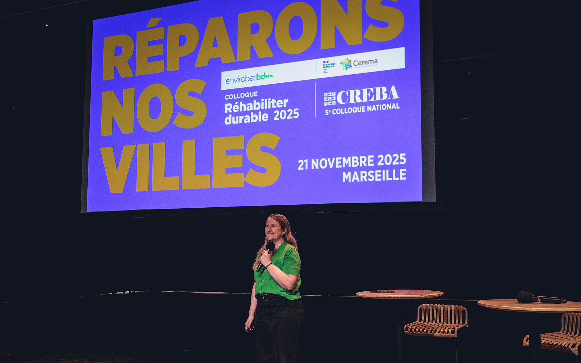 Intervenante sur scène lors du colloque BâtiREHAB 2025 « Réparons nos villes » à Marseille